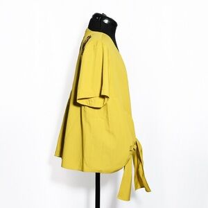 Tie knot Blouse embroidered flowers